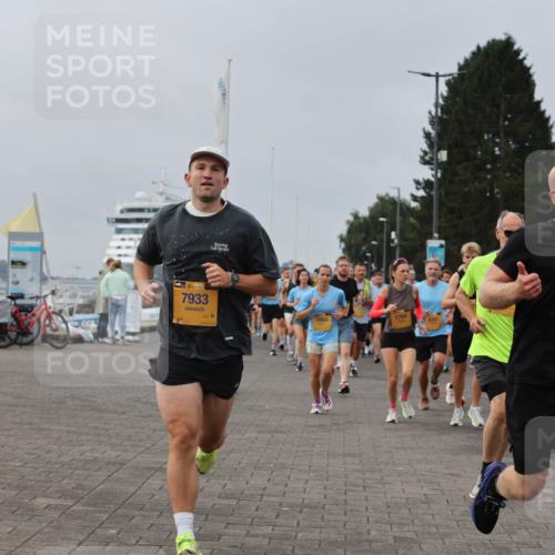 13.09.2026 - Kiel Lauf Andreas Tolksdorf http://msf.ph/oto/10336971 13.09.2026 09:54:07 Kiellinie 38, 7933, 1784, 1, 38, 2044, 2716 meine-sportfotos.de