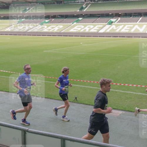 13.09.2026 - 21. swb-Marathon Bremen Michael Burmester http://msf.ph/oto/10336987 13.09.2026 13:13:16 Laufen im Stadion 118, 183, 270, 278, 349, 460, 514, 576, 600, 631, 695, 702, 843, 933, 950, 1005, 1143, 1226, 1286, 1334, 1426, 1435, 1596, 1641, 1849, 1991, 2005, 2035, 2079, 2248, 2264, 2336, 2375, 2377, 2387, 2398, 2412, 2439, 2457, 2461, 2478, 2505, 2521, 2540, 2612, 2665, 2673, 2684, 2693, 2765, 2773, 2792, 2815, 2816, 2850, 2860, 2884, 2895, 2921, 2963, 2966, 2972, 2975, 3016, 3111, 3143, 3155, 3209, 3253, 3277, 3293, 3304, 3308, 3313, 3378, 3434, 3661 meine-sportfotos.de