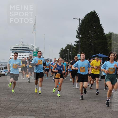 13.09.2026 - Kiel Lauf Andreas Tolksdorf http://msf.ph/oto/10336991 13.09.2026 09:54:13 Kiellinie 12071, 9152, 10087, 2177 meine-sportfotos.de