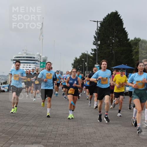 13.09.2026 - Kiel Lauf Andreas Tolksdorf http://msf.ph/oto/10336996 13.09.2026 09:54:13 Kiellinie 12071, 9152, 2177, 10087, 8773, 21, 4079 meine-sportfotos.de