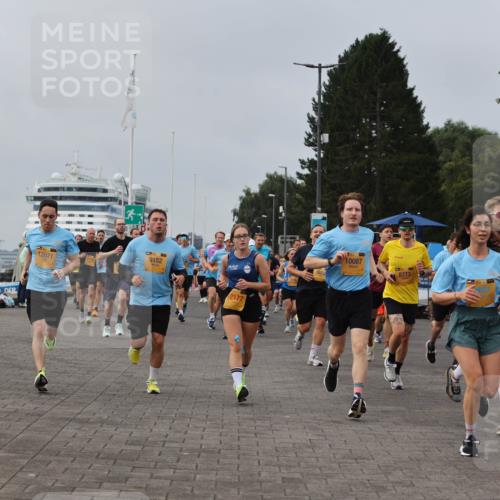 13.09.2026 - Kiel Lauf Andreas Tolksdorf http://msf.ph/oto/10337004 13.09.2026 09:54:13 Kiellinie 12071, 9152, 2177, 10087, 8773, 21, 4079 meine-sportfotos.de