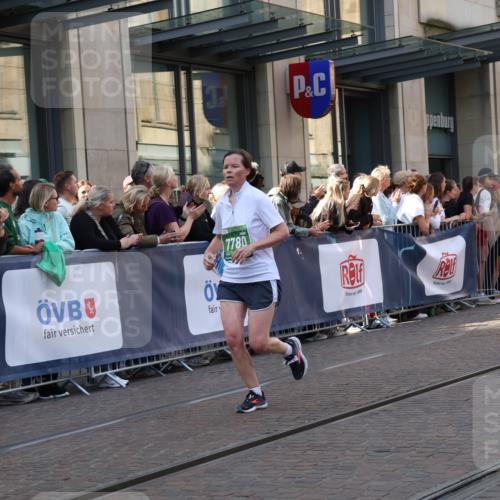 13.09.2026 - 21. swb-Marathon Bremen Strokosch-Dieckow http://msf.ph/oto/10337034 13.09.2026 13:25:37 Ziel 150, 1163, 1458, 1647, 2033, 2062, 2421, 2666, 2708, 2781, 2987, 3248, 3516, 3722, 4067, 4161, 4411, 4439, 4476, 4842, 5013, 5139, 5558, 5622, 5701, 6135, 6605, 7638, 7780, 8271, 8361, 8592, 9266, 9794, 191, 209, 260, 1119, 1650, 1658, 1752, 2046, 3124, 3168, 3186, 3187, 3806, 4294, 4717, 4927, 5703, 5755, 5814, 6113, 6380, 7252, 8357, 8545, 8597, 8695, 8769, 8890, 9299, 9440, 9460, 9468, 9506, 9563, 13025 meine-sportfotos.de