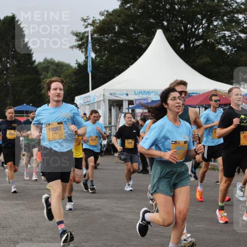 13.09.2026 - Kiel Lauf Andreas Tolksdorf http://msf.ph/oto/10337039 13.09.2026 09:54:14 Kiellinie 8002, 38, 10087, 12177, 73, 9534, 3400, 39, 9443, 4079, 7650 meine-sportfotos.de
