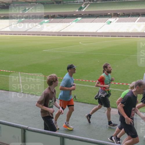 13.09.2026 - 21. swb-Marathon Bremen Michael Burmester http://msf.ph/oto/10337077 13.09.2026 13:13:25 Laufen im Stadion 118, 183, 270, 278, 349, 460, 514, 576, 600, 631, 695, 702, 933, 950, 1005, 1143, 1226, 1286, 1334, 1392, 1408, 1426, 1573, 1596, 1641, 1991, 2005, 2024, 2035, 2079, 2233, 2264, 2336, 2377, 2387, 2398, 2412, 2439, 2457, 2461, 2478, 2505, 2521, 2540, 2564, 2612, 2665, 2684, 2693, 2765, 2773, 2792, 2815, 2816, 2860, 2884, 2895, 2921, 2963, 2966, 2972, 2975, 3016, 3111, 3143, 3155, 3209, 3253, 3277, 3293, 3304, 3308, 3313, 3378, 3405, 3434, 3653, 3661 meine-sportfotos.de