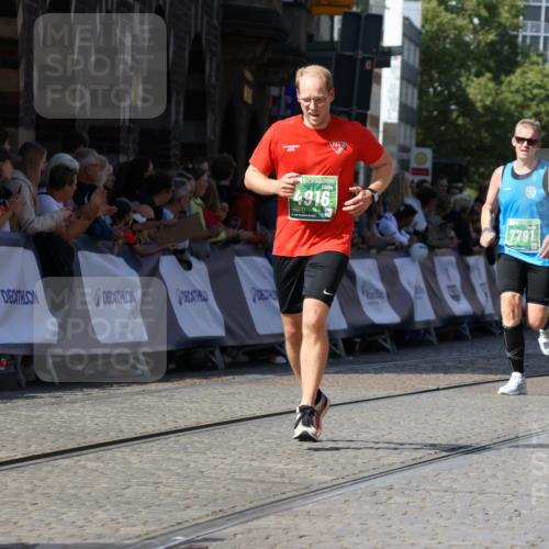 13.09.2026 - 21. swb-Marathon Bremen Strokosch-Dieckow http://msf.ph/oto/10337090 13.09.2026 13:18:51 Ziel 465, 1146, 1419, 2055, 2324, 2948, 3631, 4413, 4642, 5307, 5460, 5867, 6293, 6294, 6818, 7245, 7491, 7731, 8404, 8540, 8743, 8872, 9019, 9275, 9327, 9833, 13150, 307, 2007, 4857, 4916, 6310, 7154, 7647, 7686, 7791, 9512, 13184 meine-sportfotos.de