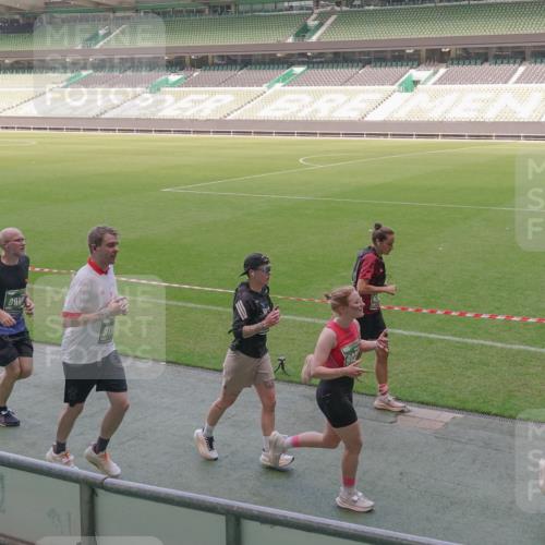 13.09.2026 - 21. swb-Marathon Bremen Michael Burmester http://msf.ph/oto/10337120 13.09.2026 13:13:32 Laufen im Stadion 118, 183, 270, 278, 349, 460, 514, 576, 600, 631, 695, 702, 768, 933, 950, 956, 1005, 1143, 1286, 1334, 1392, 1408, 1426, 1573, 1596, 1641, 1991, 2005, 2024, 2035, 2079, 2233, 2264, 2336, 2387, 2398, 2412, 2439, 2457, 2461, 2478, 2505, 2521, 2540, 2564, 2612, 2665, 2684, 2693, 2765, 2773, 2792, 2815, 2816, 2829, 2860, 2884, 2887, 2895, 2921, 2963, 2966, 2972, 2975, 3016, 3111, 3143, 3155, 3209, 3253, 3277, 3293, 3304, 3313, 3378, 3405, 3428, 3434, 3653, 3661 meine-sportfotos.de