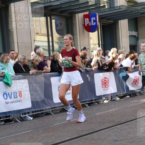 13.09.2026 - 21. swb-Marathon Bremen Strokosch-Dieckow http://msf.ph/oto/10337133 13.09.2026 13:25:39 Ziel 150, 1163, 1647, 1896, 2033, 2062, 2421, 2666, 2708, 2781, 2987, 3248, 3516, 3722, 4067, 4161, 4411, 4439, 4476, 4724, 4842, 5013, 5139, 5558, 5622, 5701, 6135, 6605, 6886, 7638, 7780, 8271, 8361, 8592, 8635, 9266, 9794, 191, 209, 260, 1458, 1650, 1658, 1752, 2046, 3124, 3168, 3186, 3806, 4294, 4439, 4717, 4927, 5703, 5755, 5814, 6380, 7252, 8357, 8545, 8597, 8695, 8769, 8890, 9299, 9440, 9460, 9468, 9506, 9563, 13025 meine-sportfotos.de