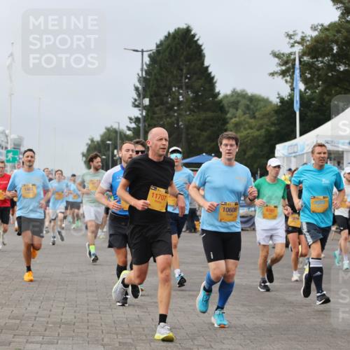 13.09.2026 - Kiel Lauf Andreas Tolksdorf http://msf.ph/oto/10337139 13.09.2026 09:54:17 Kiellinie 39, 6381, 10608, 1979, 1467, 11707 meine-sportfotos.de
