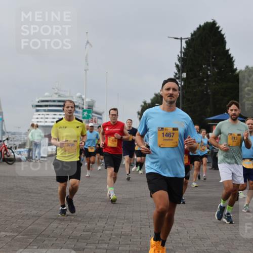 13.09.2026 - Kiel Lauf Andreas Tolksdorf http://msf.ph/oto/10337196 13.09.2026 09:54:19 Kiellinie 38, 1467, 813, 3799, 11426 meine-sportfotos.de