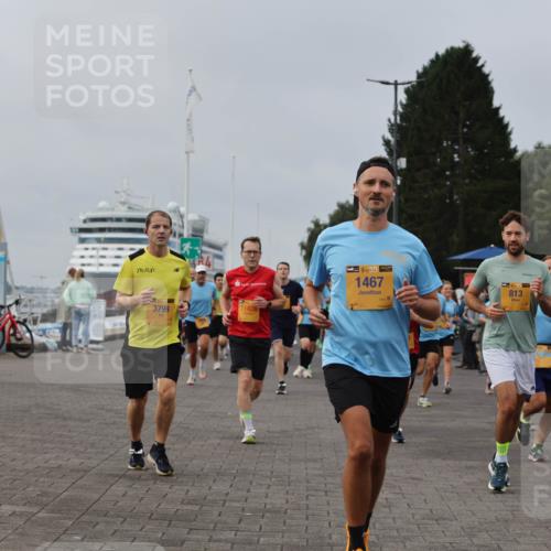 13.09.2026 - Kiel Lauf Andreas Tolksdorf http://msf.ph/oto/10337201 13.09.2026 09:54:19 Kiellinie 3799, 11426, 1, 3842, 1467, 17, 813 meine-sportfotos.de