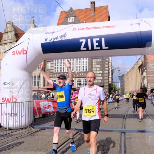 13.09.2026 - 21. swb-Marathon Bremen Tim E. http://msf.ph/oto/10337204 13.09.2026 11:07:59 Ziel 10138, 10279, 10280, 10363, 10364, 10501, 10505, 10580, 10595, 10661, 10674, 10830, 10871, 10907, 10935, 10937, 11037, 11223, 11515, 11643, 11899, 11924, 11934, 12097, 12167, 12168, 12194, 12277, 12307, 12419, 12509, 12511, 12512 meine-sportfotos.de