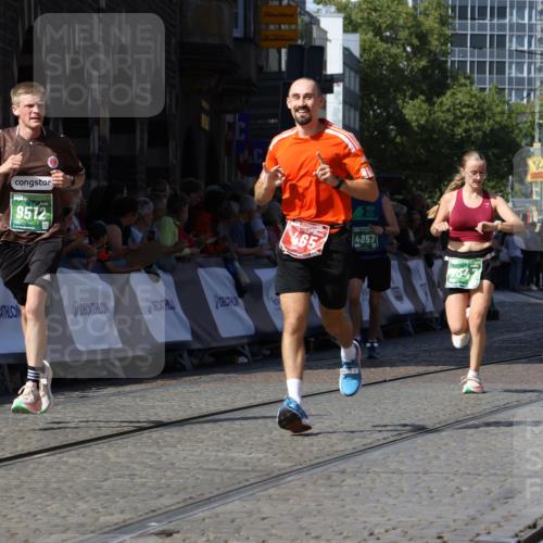 13.09.2026 - 21. swb-Marathon Bremen Strokosch-Dieckow http://msf.ph/oto/10337210 13.09.2026 13:18:59 Ziel 465, 2324, 2948, 3631, 4120, 4413, 4642, 5867, 6787, 6818, 7104, 7163, 7245, 7731, 8404, 8540, 8743, 8872, 9019, 9275, 9327, 9833, 189, 666, 1599, 2007, 2390, 4819, 4857, 5172, 6137, 6633, 7647, 7686, 9512 meine-sportfotos.de
