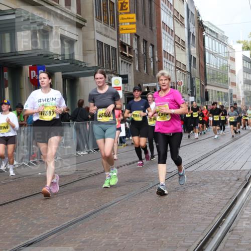 13.09.2026 - 21. swb-Marathon Bremen Strokosch-Dieckow http://msf.ph/oto/10337223 13.09.2026 11:05:20 Ziel 10168, 10186, 10238, 10259, 10260, 10305, 10432, 10457, 10864, 11024, 11146, 11314, 11387, 11394, 11520, 11521, 11571, 11572, 11724, 11791, 11892, 11947, 12055, 12156, 12251, 12273, 12330, 12362, 12378, 12501, 12523, 12773, 10370, 10411, 10465, 10576, 10697, 10717, 10718, 10800, 10802, 10850, 10975, 10995, 11102, 11105, 11157, 11218, 11281, 11326, 11334, 11584, 11616, 11722, 11900, 12002, 12011, 12064 meine-sportfotos.de