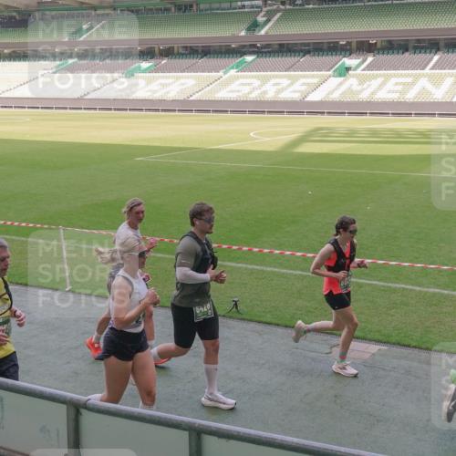 13.09.2026 - 21. swb-Marathon Bremen Michael Burmester http://msf.ph/oto/10337224 13.09.2026 13:13:46 Laufen im Stadion 118, 183, 270, 278, 349, 460, 514, 576, 600, 631, 695, 702, 768, 933, 950, 956, 1005, 1008, 1143, 1286, 1334, 1392, 1408, 1426, 1573, 1596, 1641, 1818, 1819, 1991, 2005, 2024, 2035, 2079, 2233, 2264, 2314, 2387, 2412, 2439, 2457, 2461, 2478, 2505, 2521, 2540, 2564, 2612, 2665, 2684, 2693, 2765, 2773, 2792, 2815, 2816, 2829, 2838, 2860, 2884, 2887, 2895, 2921, 2963, 2966, 2972, 2975, 2978, 3016, 3111, 3155, 3209, 3253, 3277, 3293, 3304, 3313, 3378, 3405, 3428, 3434, 3653, 3661 meine-sportfotos.de