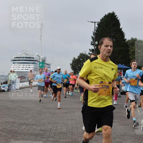 13.09.2026 - Kiel Lauf Andreas Tolksdorf http://msf.ph/oto/10337242 13.09.2026 09:54:21 Kiellinie 39, 3799, 3981, 38, 4470 meine-sportfotos.de