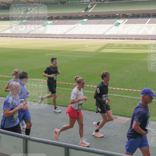 13.09.2026 - 21. swb-Marathon Bremen Michael Burmester http://msf.ph/oto/10337267 13.09.2026 13:13:51 Laufen im Stadion 118, 183, 270, 278, 349, 460, 514, 576, 600, 631, 695, 702, 768, 933, 950, 956, 1005, 1008, 1143, 1286, 1334, 1392, 1408, 1426, 1573, 1596, 1641, 1818, 1819, 1991, 2005, 2024, 2035, 2079, 2233, 2264, 2314, 2387, 2412, 2439, 2457, 2461, 2478, 2505, 2521, 2540, 2564, 2612, 2665, 2684, 2693, 2765, 2773, 2792, 2815, 2816, 2829, 2838, 2860, 2884, 2887, 2895, 2921, 2963, 2966, 2972, 2975, 2978, 3016, 3111, 3209, 3253, 3277, 3293, 3304, 3313, 3378, 3405, 3428, 3434, 3653, 3661 meine-sportfotos.de