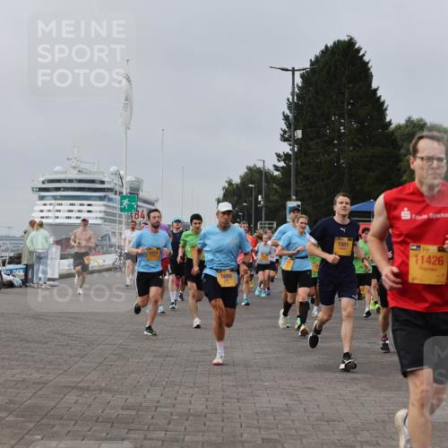 13.09.2026 - Kiel Lauf Andreas Tolksdorf http://msf.ph/oto/10337282 13.09.2026 09:54:22 Kiellinie 4, 1668, 1981, 11426, 7312 meine-sportfotos.de