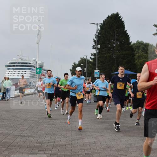 13.09.2026 - Kiel Lauf Andreas Tolksdorf http://msf.ph/oto/10337298 13.09.2026 09:54:22 Kiellinie 4, 5429, 1668, 1981, 7932, 11426, 4692 meine-sportfotos.de