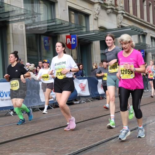13.09.2026 - 21. swb-Marathon Bremen Strokosch-Dieckow http://msf.ph/oto/10337310 13.09.2026 11:05:22 Ziel 10168, 10186, 10238, 10259, 10260, 10305, 10432, 10457, 10864, 11024, 11146, 11314, 11387, 11394, 11520, 11521, 11571, 11572, 11724, 11791, 11892, 11947, 12055, 12156, 12273, 12330, 12362, 12378, 12501, 12523, 12528, 12773, 10370, 10411, 10576, 10697, 10717, 10718, 10800, 10802, 10995, 11102, 11105, 11146, 11157, 11218, 11281, 11326, 11334, 11394, 11584, 11616, 11722, 11900, 12002, 12011, 12064, 12251 meine-sportfotos.de