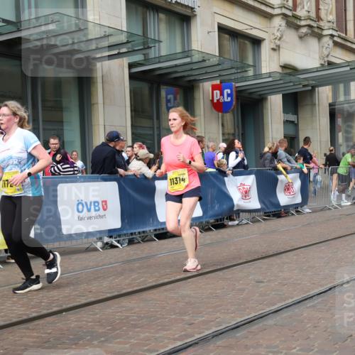 13.09.2026 - 21. swb-Marathon Bremen Strokosch-Dieckow http://msf.ph/oto/10337411 13.09.2026 11:05:25 Ziel 10018, 10168, 10238, 10259, 10260, 10305, 10382, 10457, 10864, 11024, 11164, 11314, 11387, 11520, 11521, 11724, 11791, 11892, 11947, 12156, 12273, 12330, 12362, 12378, 12501, 12523, 12528, 12773, 10186, 10370, 10411, 10432, 10576, 10697, 10717, 10718, 10800, 10802, 10995, 11102, 11105, 11146, 11157, 11218, 11281, 11314, 11326, 11334, 11387, 11394, 11521, 11571, 11572, 11584, 11616, 11722, 11900, 12011, 12055, 12251 meine-sportfotos.de
