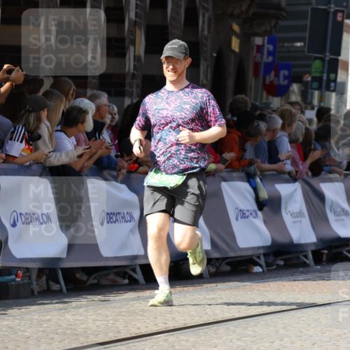 13.09.2026 - 21. swb-Marathon Bremen Strokosch-Dieckow http://msf.ph/oto/10337424 13.09.2026 13:19:06 Ziel 307, 2324, 2948, 3631, 4120, 4413, 4642, 4916, 5277, 5867, 6787, 7104, 7163, 7602, 8540, 8743, 9327, 9833, 189, 666, 1599, 2390, 2423, 2535, 3182, 3508, 4819, 5172, 6008, 6137, 6633, 7754, 9552, 9638, 9805 meine-sportfotos.de