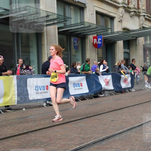 13.09.2026 - 21. swb-Marathon Bremen Strokosch-Dieckow http://msf.ph/oto/10337426 13.09.2026 11:05:26 Ziel 10018, 10168, 10238, 10259, 10260, 10305, 10382, 10457, 10864, 11024, 11164, 11477, 11520, 11724, 11791, 11892, 11947, 12156, 12273, 12330, 12362, 12378, 12501, 12523, 12528, 12773, 10186, 10370, 10411, 10432, 10576, 10697, 10717, 10718, 10800, 10802, 10995, 11102, 11105, 11146, 11157, 11218, 11281, 11314, 11326, 11334, 11387, 11394, 11521, 11571, 11572, 11584, 11616, 11722, 11900, 12011, 12055, 12251 meine-sportfotos.de
