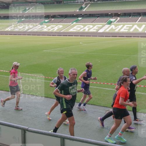 13.09.2026 - 21. swb-Marathon Bremen Michael Burmester http://msf.ph/oto/10337469 13.09.2026 13:14:13 Laufen im Stadion 183, 270, 278, 300, 349, 414, 460, 576, 600, 631, 695, 702, 768, 933, 950, 956, 1005, 1008, 1143, 1392, 1408, 1426, 1573, 1596, 1641, 1818, 1819, 1991, 2024, 2035, 2079, 2233, 2264, 2314, 2387, 2412, 2439, 2457, 2461, 2478, 2494, 2521, 2540, 2564, 2612, 2665, 2684, 2690, 2691, 2693, 2737, 2773, 2792, 2816, 2829, 2838, 2861, 2865, 2884, 2887, 2921, 2972, 2978, 3016, 3111, 3209, 3253, 3277, 3293, 3304, 3313, 3355, 3378, 3405, 3428, 3653, 3661, 3680, 4034, 4080, 4511 meine-sportfotos.de