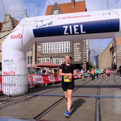 13.09.2026 - 21. swb-Marathon Bremen Tim E. http://msf.ph/oto/10337486 13.09.2026 11:08:12 Ziel 10139, 10660, 10661, 10674, 10830, 10871, 10937, 11037, 11044, 11378, 11404, 11515, 11833, 11958, 12024, 12031, 12066, 12097, 12307, 12511, 12512 meine-sportfotos.de