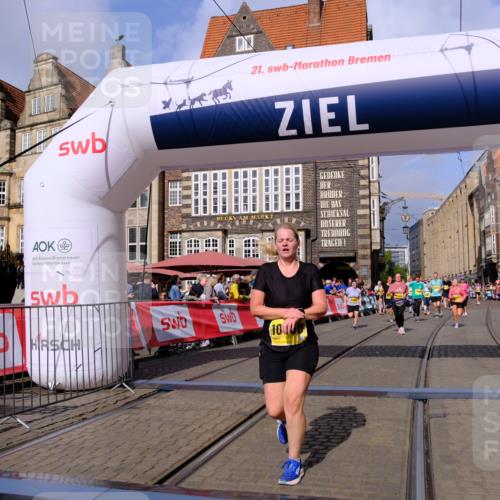 13.09.2026 - 21. swb-Marathon Bremen Tim E. http://msf.ph/oto/10337499 13.09.2026 11:08:12 Ziel 10139, 10660, 10661, 10674, 10830, 10871, 10937, 11037, 11044, 11378, 11404, 11515, 11833, 11958, 12024, 12031, 12066, 12097, 12307, 12511, 12512 meine-sportfotos.de