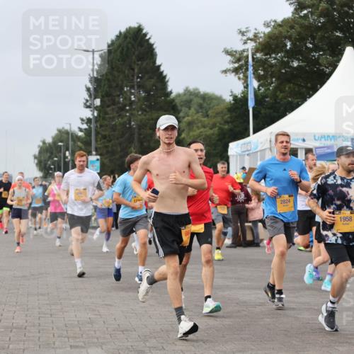 13.09.2026 - Kiel Lauf Andreas Tolksdorf http://msf.ph/oto/10337501 13.09.2026 09:54:29 Kiellinie 8687, 127, 2824, 7775, 1958, 5611 meine-sportfotos.de