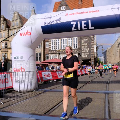 13.09.2026 - 21. swb-Marathon Bremen Tim E. http://msf.ph/oto/10337513 13.09.2026 11:08:12 Ziel 10139, 10660, 10661, 10674, 10830, 10871, 10937, 11037, 11044, 11378, 11404, 11515, 11833, 11958, 12024, 12031, 12066, 12097, 12307, 12511, 12512 meine-sportfotos.de