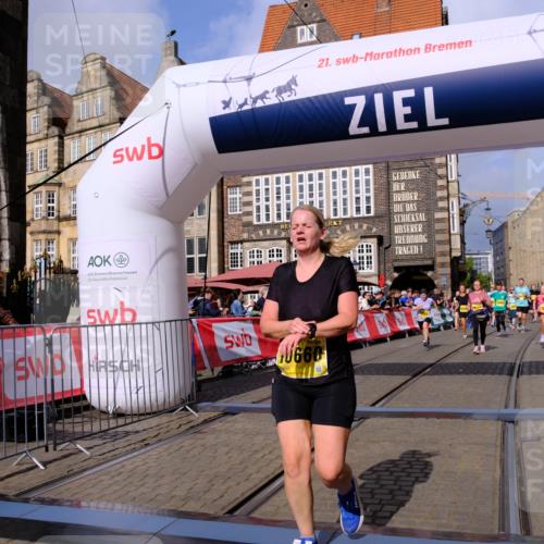 13.09.2026 - 21. swb-Marathon Bremen Tim E. http://msf.ph/oto/10337535 13.09.2026 11:08:13 Ziel 10139, 10660, 10661, 10674, 10830, 10871, 10937, 11044, 11378, 11404, 11515, 11831, 11833, 11958, 12024, 12031, 12066, 12097, 12248, 12511, 12512 meine-sportfotos.de