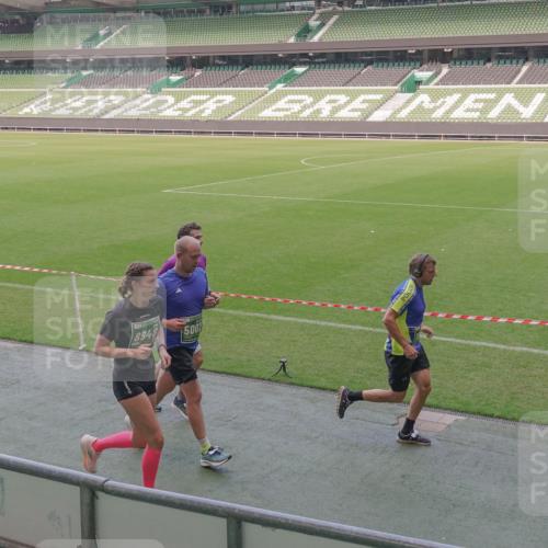 13.09.2026 - 21. swb-Marathon Bremen Michael Burmester http://msf.ph/oto/10337544 13.09.2026 13:14:23 Laufen im Stadion 266, 270, 278, 300, 349, 414, 460, 576, 600, 631, 695, 702, 768, 950, 956, 1005, 1008, 1047, 1143, 1392, 1408, 1426, 1573, 1596, 1641, 1818, 1819, 1991, 2024, 2035, 2079, 2233, 2314, 2387, 2412, 2439, 2457, 2461, 2466, 2484, 2494, 2521, 2540, 2564, 2612, 2665, 2690, 2691, 2693, 2737, 2773, 2792, 2816, 2829, 2838, 2861, 2865, 2884, 2887, 2921, 2972, 2978, 3016, 3111, 3209, 3253, 3277, 3304, 3313, 3355, 3378, 3405, 3428, 3653, 3661, 3670, 3680, 3847, 4034, 4080, 4511 meine-sportfotos.de