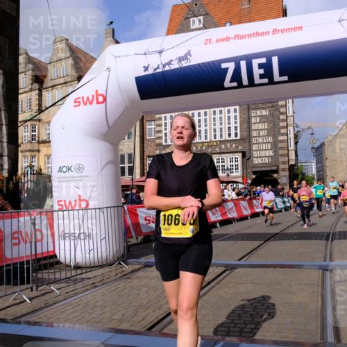13.09.2026 - 21. swb-Marathon Bremen Tim E. http://msf.ph/oto/10337558 13.09.2026 11:08:13 Ziel 10139, 10660, 10661, 10674, 10830, 10871, 10937, 11044, 11378, 11404, 11515, 11831, 11833, 11958, 12024, 12031, 12066, 12097, 12248, 12511, 12512 meine-sportfotos.de