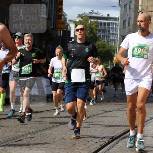 13.09.2026 - 21. swb-Marathon Bremen Strokosch-Dieckow http://msf.ph/oto/10337613 13.09.2026 13:31:43 Ziel 922, 1600, 1627, 2244, 2602, 2707, 3152, 3343, 3392, 3396, 3579, 3762, 3859, 4258, 4477, 4889, 5375, 5504, 5673, 5720, 5765, 5979, 6039, 6147, 6619, 6968, 6971, 7001, 7296, 7812, 8035, 8097, 8239, 8339, 8342, 8726, 9147, 9155, 9337, 9822, 13066, 578, 846, 3205, 3244, 3278, 3989, 4030, 4979, 4998, 5158, 5325, 5363, 5899, 6213, 6354, 7242, 7260, 7790, 7964, 8048, 8078, 8247, 8970, 9016, 9033, 9188, 9785, 9914, 13151 meine-sportfotos.de