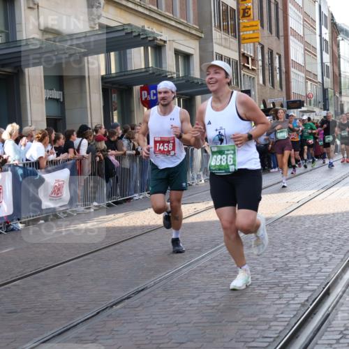 13.09.2026 - 21. swb-Marathon Bremen Strokosch-Dieckow http://msf.ph/oto/10337614 13.09.2026 13:25:52 Ziel 1896, 2062, 2434, 2658, 2666, 3248, 3516, 3983, 4067, 4476, 4723, 4724, 5558, 5701, 5854, 5906, 5934, 6230, 6605, 6639, 6886, 8361, 8592, 8635, 8817, 9266, 9794, 150, 191, 209, 1163, 1458, 1647, 1752, 2033, 2421, 2708, 2781, 2987, 3124, 3186, 3722, 3806, 4067, 4161, 4411, 4439, 4717, 4842, 4927, 5013, 5139, 5622, 5701, 5703, 5755, 6135, 7638, 7780, 8271, 8545, 8597, 8890, 9440, 9506 meine-sportfotos.de