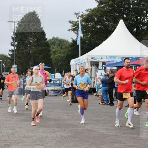 13.09.2026 - Kiel Lauf Andreas Tolksdorf http://msf.ph/oto/10337615 13.09.2026 09:54:32 Kiellinie 840, 8146, 17, 6964, 4022, 10952 meine-sportfotos.de