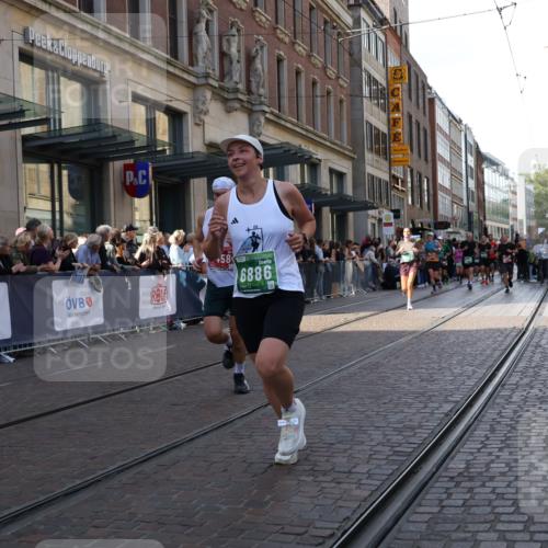 13.09.2026 - 21. swb-Marathon Bremen Strokosch-Dieckow http://msf.ph/oto/10337650 13.09.2026 13:25:53 Ziel 1896, 2062, 2434, 2658, 2666, 3248, 3516, 3983, 4476, 4723, 4724, 5558, 5747, 5854, 5906, 5934, 6230, 6605, 6639, 6886, 7626, 8361, 8592, 8635, 8817, 9266, 9794, 150, 191, 1163, 1458, 1647, 1752, 2033, 2062, 2421, 2708, 2781, 2987, 3124, 3186, 3722, 3806, 4067, 4161, 4411, 4439, 4717, 4842, 4927, 5013, 5139, 5622, 5701, 5703, 6135, 7638, 7780, 8271, 8545, 8592, 8597, 8890, 9440, 9506 meine-sportfotos.de