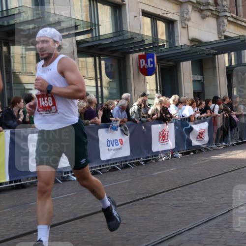 13.09.2026 - 21. swb-Marathon Bremen Strokosch-Dieckow http://msf.ph/oto/10337696 13.09.2026 13:25:53 Ziel 1896, 2062, 2434, 2658, 2666, 3248, 3516, 3983, 4476, 4723, 4724, 5558, 5747, 5854, 5906, 5934, 6230, 6605, 6639, 6886, 7626, 8361, 8592, 8635, 8817, 9266, 9794, 150, 191, 1163, 1458, 1647, 1752, 2033, 2062, 2421, 2708, 2781, 2987, 3124, 3186, 3722, 3806, 4067, 4161, 4411, 4439, 4717, 4842, 4927, 5013, 5139, 5622, 5701, 5703, 6135, 7638, 7780, 8271, 8545, 8592, 8597, 8890, 9440, 9506 meine-sportfotos.de