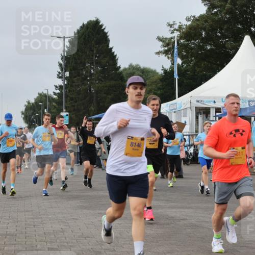 13.09.2026 - Kiel Lauf Andreas Tolksdorf http://msf.ph/oto/10337706 13.09.2026 09:54:35 Kiellinie 3180, 12366, 7472, 2493, 8146, 12200, 527 meine-sportfotos.de