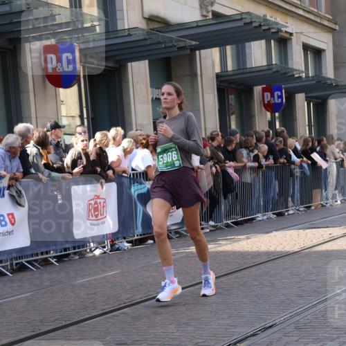 13.09.2026 - 21. swb-Marathon Bremen Strokosch-Dieckow http://msf.ph/oto/10337744 13.09.2026 13:25:56 Ziel 1649, 1896, 2434, 2658, 2666, 3516, 3603, 3983, 4723, 4724, 5558, 5747, 5854, 5906, 5934, 5992, 6230, 6639, 6886, 7626, 8361, 8635, 8817, 9266, 9794, 13195, 150, 191, 1163, 1458, 1647, 1752, 2033, 2062, 2421, 2708, 2781, 2987, 3124, 3186, 3248, 3722, 3806, 4067, 4161, 4411, 4439, 4476, 4717, 4842, 4927, 5013, 5139, 5558, 5622, 5701, 5703, 6135, 6605, 7638, 7780, 8271, 8361, 8592, 8597, 8890, 9440 meine-sportfotos.de