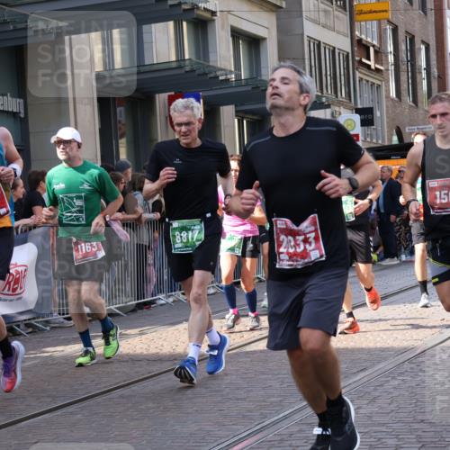 13.09.2026 - 21. swb-Marathon Bremen Strokosch-Dieckow http://msf.ph/oto/10337825 13.09.2026 13:25:59 Ziel 1649, 1896, 2434, 2658, 2666, 3603, 3983, 4723, 4724, 5747, 5854, 5906, 5934, 5992, 6230, 6639, 6886, 7626, 8635, 8817, 13195, 150, 191, 1163, 1458, 1647, 1752, 2033, 2062, 2421, 2708, 2781, 2987, 3124, 3248, 3516, 3722, 4067, 4161, 4411, 4439, 4476, 4842, 4927, 5013, 5139, 5558, 5622, 5701, 6135, 6605, 7638, 7780, 8271, 8361, 8592, 9266, 9440, 9794 meine-sportfotos.de
