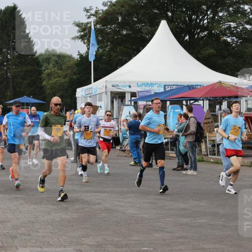 13.09.2026 - Kiel Lauf Andreas Tolksdorf http://msf.ph/oto/10337848 13.09.2026 09:54:46 Kiellinie 9225, 79282, 228, 4512, 2116 meine-sportfotos.de