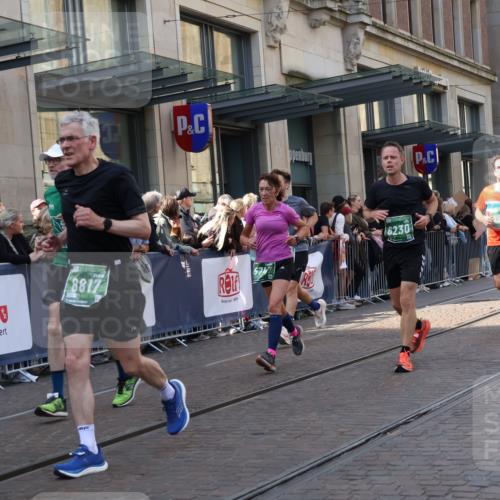 13.09.2026 - 21. swb-Marathon Bremen Strokosch-Dieckow http://msf.ph/oto/10337892 13.09.2026 13:26:01 Ziel 1368, 1649, 1896, 2434, 2658, 2666, 3603, 3983, 4723, 4724, 5747, 5854, 5906, 5934, 5992, 6230, 6639, 6886, 7626, 8635, 8817, 13195, 150, 1163, 1458, 1647, 1752, 2033, 2062, 2421, 2666, 2708, 2781, 2987, 3248, 3516, 3722, 4067, 4161, 4411, 4439, 4476, 4842, 4927, 5013, 5139, 5558, 5622, 5701, 6135, 6605, 7638, 7780, 8271, 8361, 8592, 9266, 9794 meine-sportfotos.de