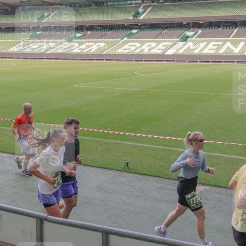 13.09.2026 - 21. swb-Marathon Bremen Michael Burmester http://msf.ph/oto/10337899 13.09.2026 13:15:07 Laufen im Stadion 143, 263, 266, 300, 414, 460, 598, 631, 768, 956, 1008, 1047, 1392, 1408, 1573, 1818, 1819, 1874, 2013, 2024, 2035, 2218, 2233, 2235, 2314, 2359, 2385, 2386, 2387, 2412, 2457, 2466, 2468, 2484, 2494, 2521, 2540, 2564, 2667, 2690, 2691, 2693, 2737, 2760, 2783, 2829, 2838, 2859, 2861, 2865, 2874, 2887, 2958, 2978, 3001, 3075, 3111, 3157, 3165, 3185, 3209, 3237, 3265, 3304, 3355, 3378, 3382, 3405, 3428, 3486, 3653, 3661, 3670, 3680, 3829, 3847, 4034, 4080, 4511 meine-sportfotos.de