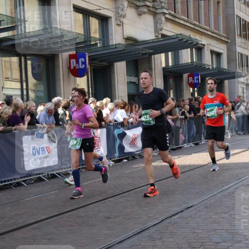 13.09.2026 - 21. swb-Marathon Bremen Strokosch-Dieckow http://msf.ph/oto/10337909 13.09.2026 13:26:01 Ziel 1368, 1649, 1896, 2434, 2658, 2666, 3603, 3983, 4723, 4724, 5747, 5854, 5906, 5934, 5992, 6230, 6639, 6886, 7626, 8635, 8817, 13195, 150, 1163, 1458, 1647, 1752, 2033, 2062, 2421, 2666, 2708, 2781, 2987, 3248, 3516, 3722, 4067, 4161, 4411, 4439, 4476, 4842, 4927, 5013, 5139, 5558, 5622, 5701, 6135, 6605, 7638, 7780, 8271, 8361, 8592, 9266, 9794 meine-sportfotos.de