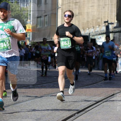 13.09.2026 - 21. swb-Marathon Bremen Strokosch-Dieckow http://msf.ph/oto/10337925 13.09.2026 13:19:25 Ziel 189, 666, 1599, 2007, 2390, 4819, 4857, 4916, 5172, 6137, 6310, 6633, 7154, 7647, 7686, 7791, 9512, 13184, 926, 1010, 1232, 1468, 1535, 4455, 4977, 4978, 7037, 7140, 7268, 7945, 8153, 8185, 13163 meine-sportfotos.de