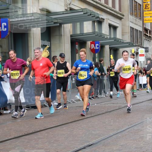 13.09.2026 - 21. swb-Marathon Bremen Strokosch-Dieckow http://msf.ph/oto/10337929 13.09.2026 11:05:38 Ziel 10018, 10168, 10204, 10238, 10305, 10382, 10457, 10619, 10662, 11024, 11132, 11156, 11164, 11477, 11775, 12186, 12378, 12486, 12523, 12528, 12773, 10186, 10238, 10259, 10260, 10411, 10432, 10457, 10717, 10802, 10864, 11146, 11314, 11334, 11387, 11394, 11520, 11521, 11571, 11572, 11724, 11791, 11892, 11947, 12055, 12156, 12251, 12273, 12330, 12362, 12501 meine-sportfotos.de