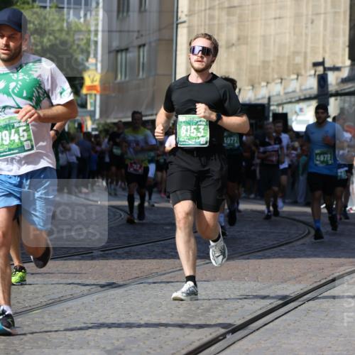 13.09.2026 - 21. swb-Marathon Bremen Strokosch-Dieckow http://msf.ph/oto/10337938 13.09.2026 13:19:25 Ziel 189, 666, 1599, 2007, 2390, 4819, 4857, 4916, 5172, 6137, 6310, 6633, 7154, 7647, 7686, 7791, 9512, 13184, 926, 1010, 1232, 1468, 1535, 4455, 4977, 4978, 7037, 7140, 7268, 7945, 8153, 8185, 13163 meine-sportfotos.de
