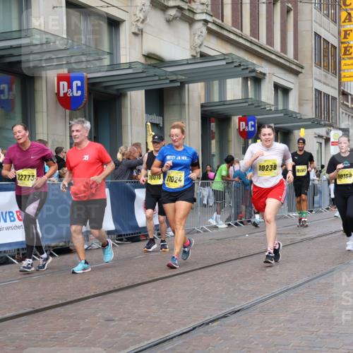 13.09.2026 - 21. swb-Marathon Bremen Strokosch-Dieckow http://msf.ph/oto/10337947 13.09.2026 11:05:39 Ziel 10018, 10168, 10204, 10305, 10375, 10382, 10619, 10662, 11024, 11132, 11156, 11164, 11477, 11674, 11775, 11786, 12186, 12378, 12486, 12523, 12528, 12773, 10186, 10238, 10259, 10260, 10432, 10457, 10717, 10864, 11146, 11314, 11334, 11387, 11394, 11520, 11521, 11571, 11572, 11724, 11791, 11892, 11947, 12055, 12156, 12251, 12273, 12330, 12362, 12501 meine-sportfotos.de